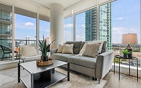 Modern Suite Calgary Downtown 5 Min Walk Stampede
